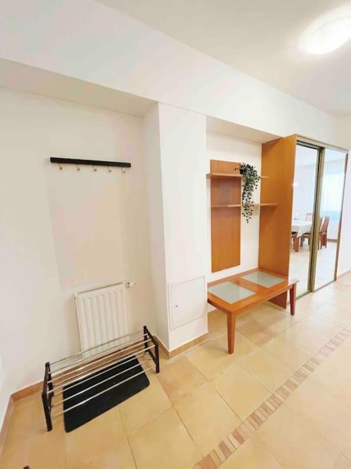 Apartment Comfort -2bedroom,central,balcony,elevator,ac Budapest